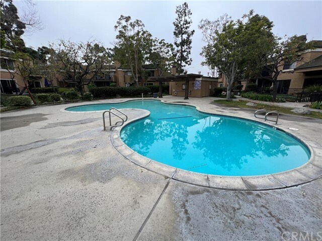 Building Photo - 7911 Woodlake Dr