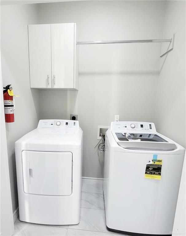 Building Photo - 14 Las Vistas Ln