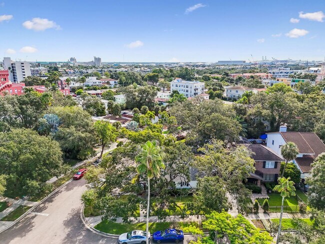 Building Photo - Beautiful Home on Davis Island