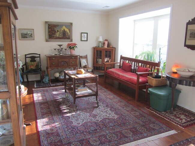 Building Photo - Lovely townhome in Forest Lakes South