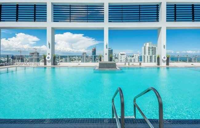 Building Photo - 151 SE 1st St