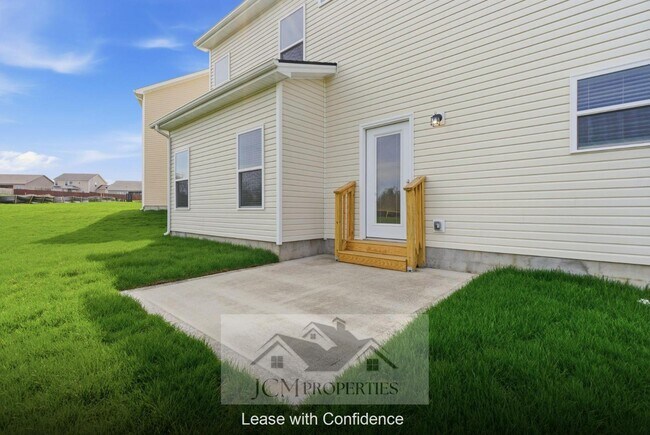 Building Photo - 112 Lambert Fld