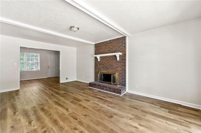 Building Photo - 208 S Rockborough Ct