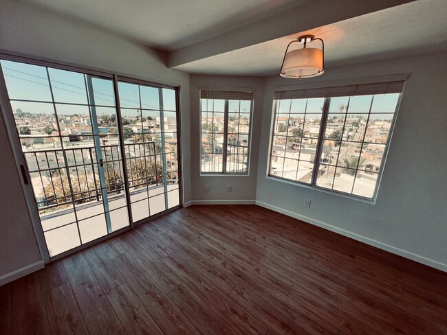 Building Photo - ** Spring Special** Beautifully Upgraded 2 Bedroom Apartment For Rent!