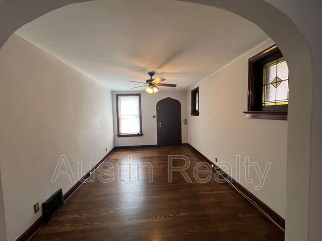 Building Photo - 4057 Potomac St