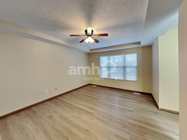 Building Photo - 1209 Nottingham Rd