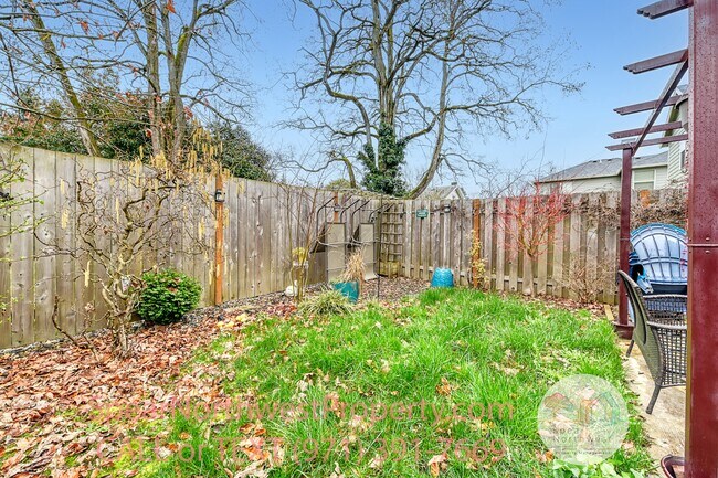 Building Photo - 3954 N Willis Blvd