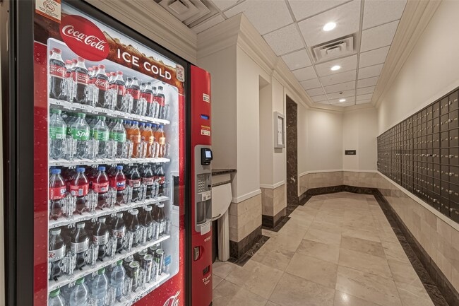 Building Photo - 3525 Sage Rd