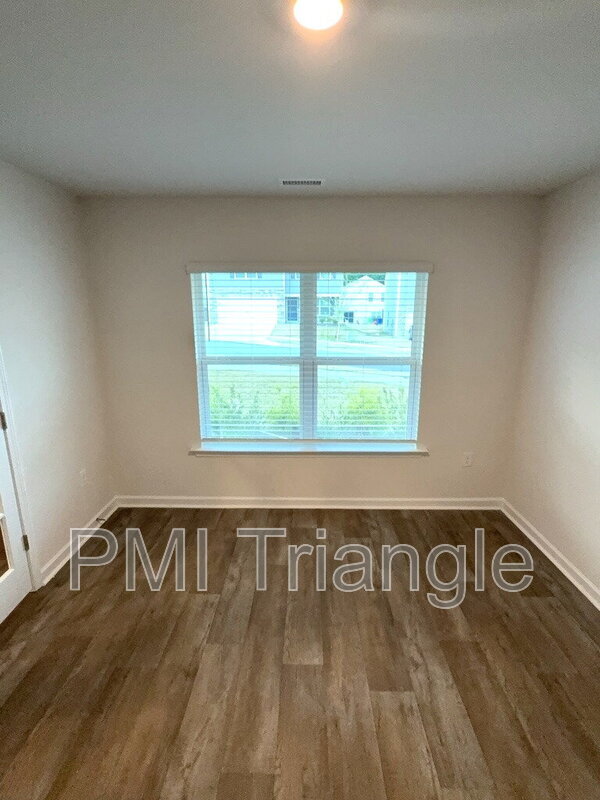Building Photo - 5516 Musket Ct