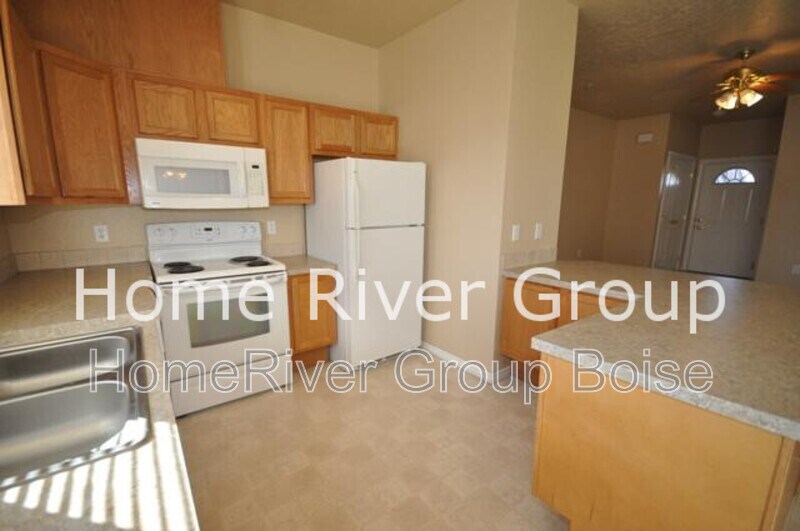 Building Photo - 10183 W Rifleman Ln