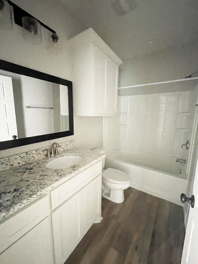 Building Photo - New Construction Home Move in Ready!