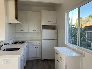 Building Photo - 8208 Truxton Ave