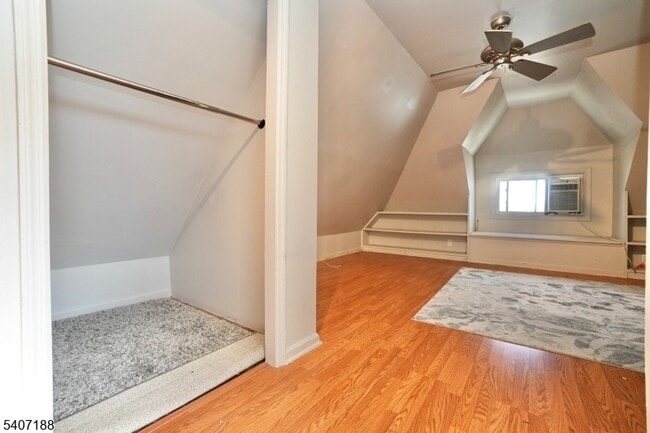 Building Photo - 1 Bell St