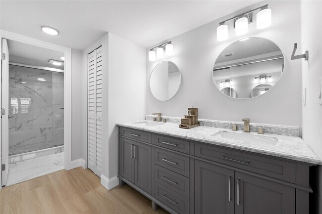 Building Photo - 3500 Galt Ocean Dr