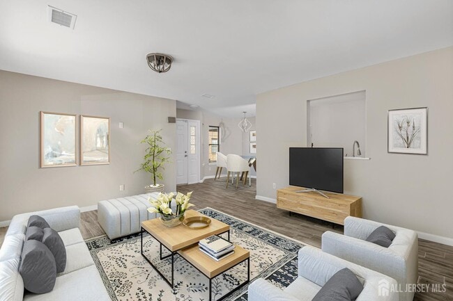 Building Photo - 2301 Bayhead Dr