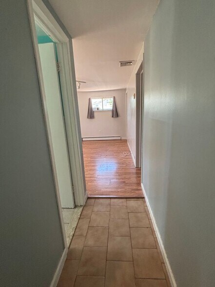 Building Photo - 27 Snapper Ct