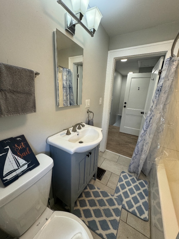 Building Photo - 1230 N Kealing Ave