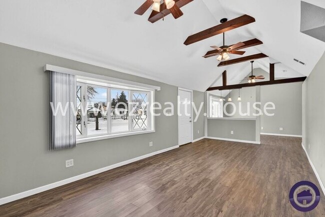 Building Photo - 307 Venice Dr