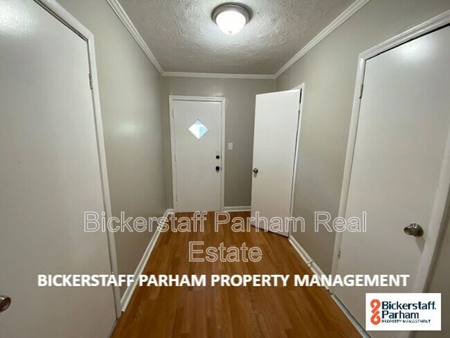 Building Photo - 4163 Swann St