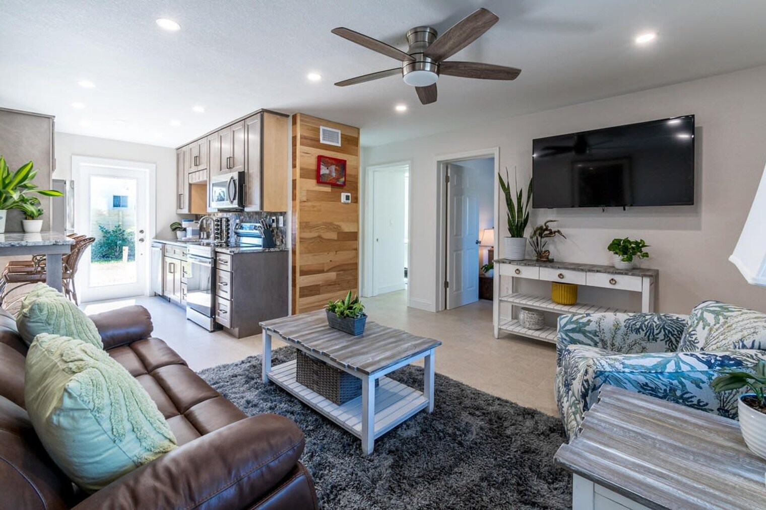 Building Photo - 400 S Atlantic Ave