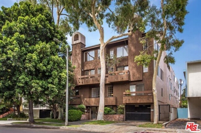 Building Photo - 12815 Caswell Ave