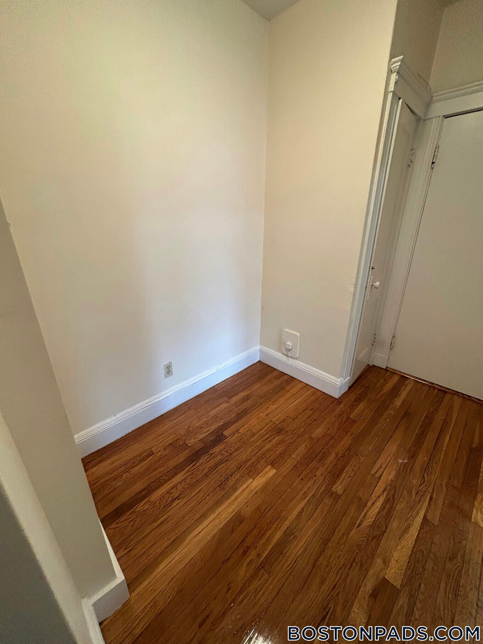 Building Photo - 127 Washington St