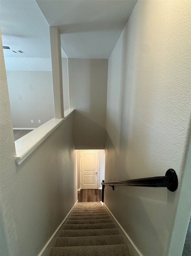 Building Photo - 3831 W Alessano Ln