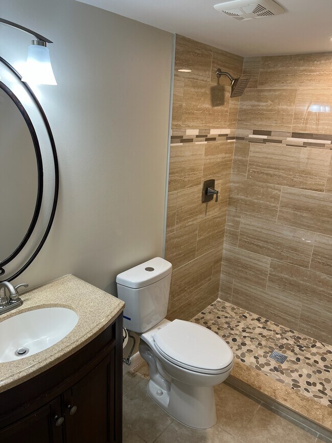 Building Photo - 2504 SE Anchorage Cv