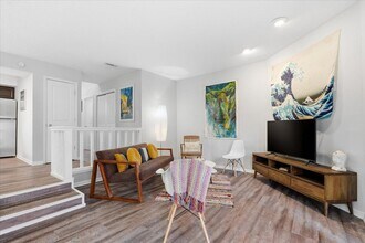 Building Photo - 1802-1804-1804 Juniper Dr