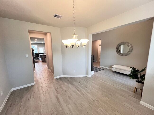 Building Photo - 21511 Pachino Ln