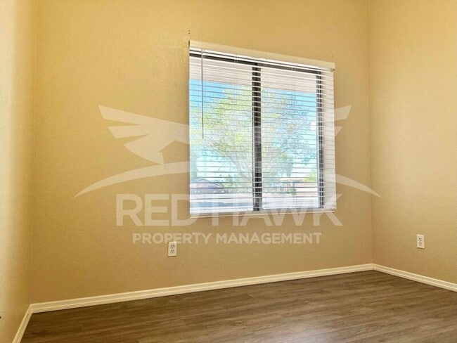 Building Photo - 3623 N 104th Dr