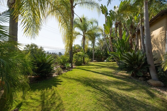 Building Photo - Recently Upgraded Detached Home with Large...
