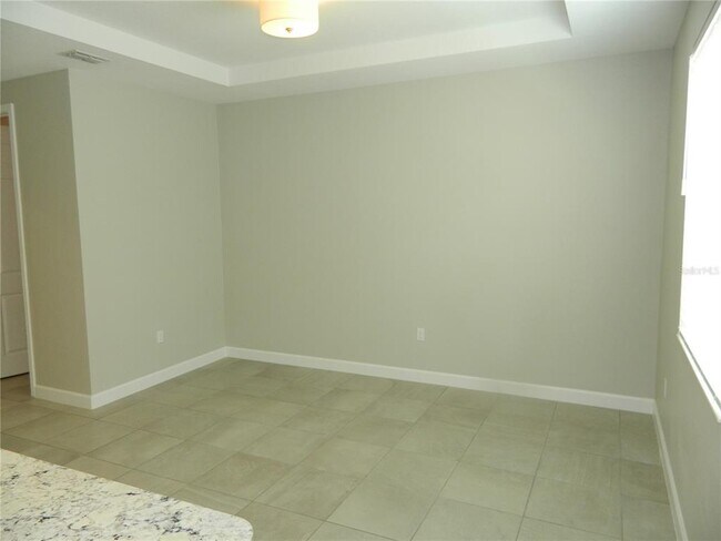 Building Photo - 1330 Bolton Pl