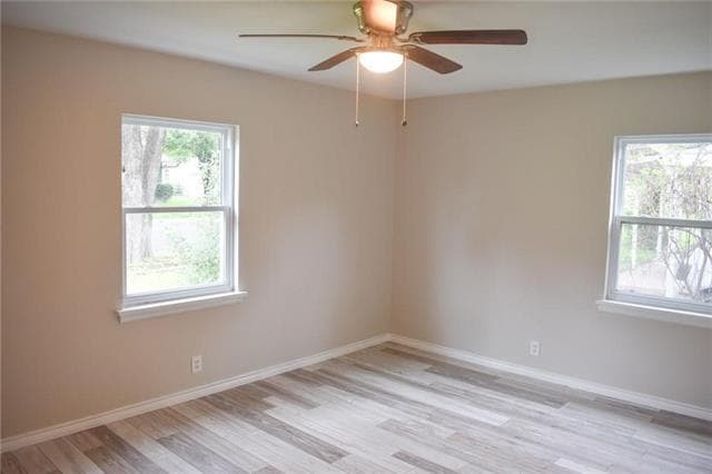Building Photo - 6041 Walnut Dr