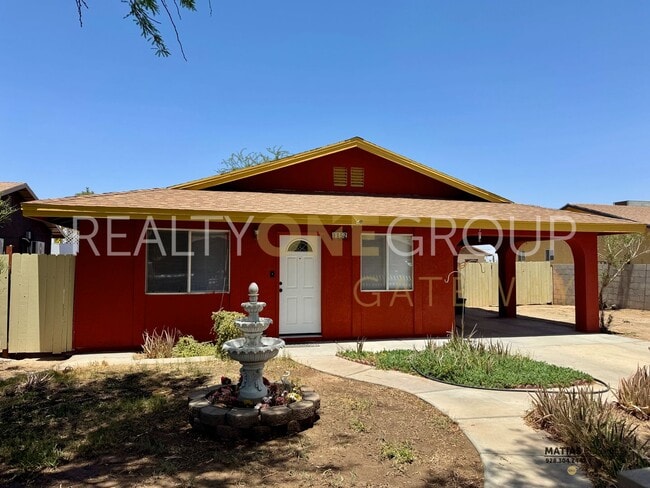 Building Photo - Close to San Luis Downtown - 3 Bedroom hom...
