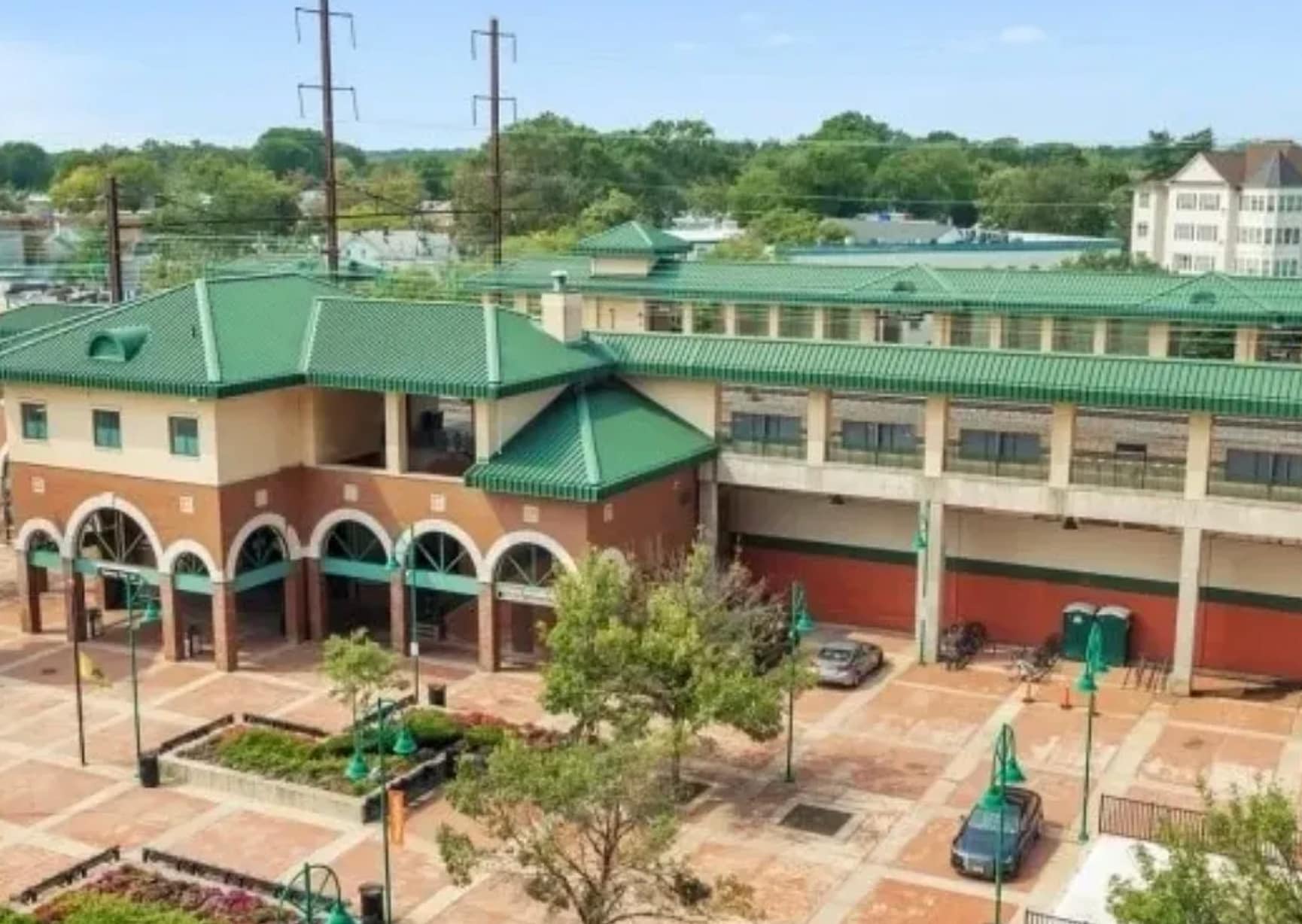 Building Photo - 1 Carriage City Plz