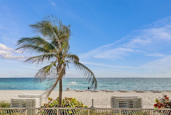 Building Photo - 18201 Collins Ave