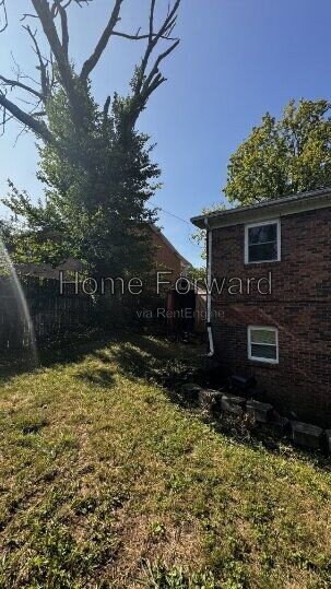 Building Photo - 1359 Dix Dr