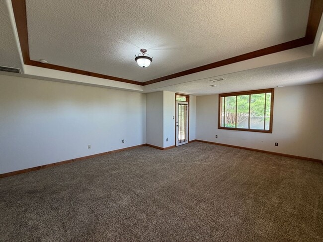 Building Photo - Beautiful 3 Bedroom Single Story Custom Home Plus Office Available Near Tramway Blvd NE & I-40!