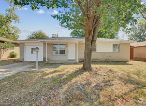 Building Photo - Charming 3-Bedroom Home for Lease in Tulsa!