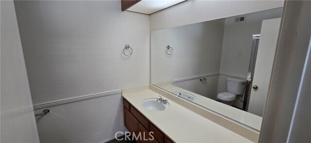 Building Photo - 26914 Rainbow Glen Dr