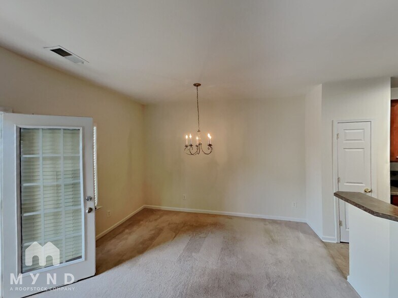 Building Photo - 2307 Crosscut Dr