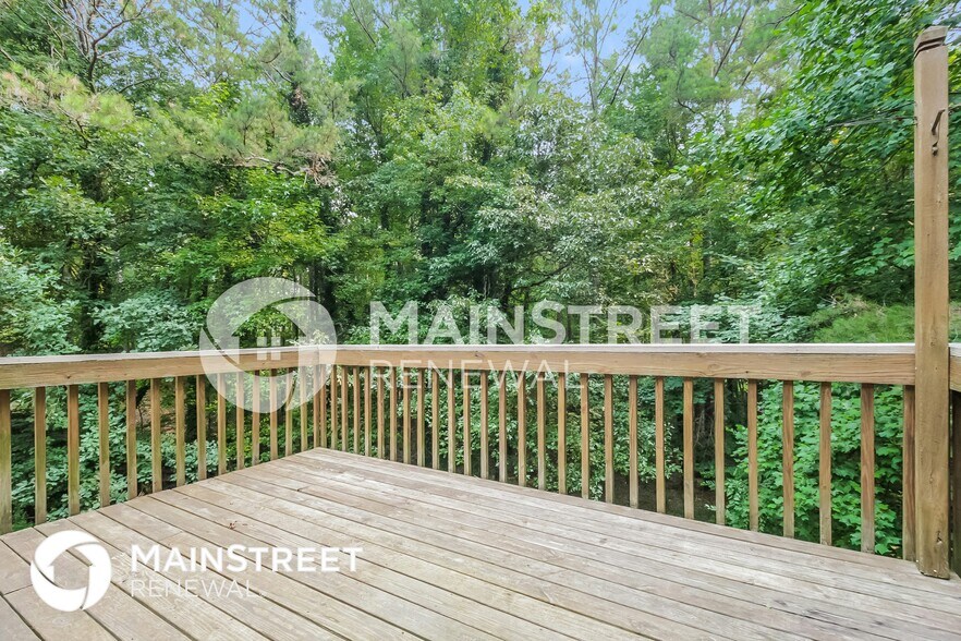 Building Photo - 124 Emerald Pines Dr