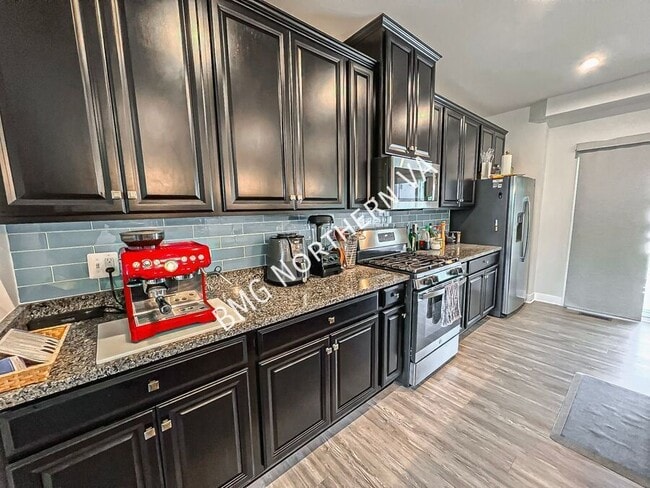 Building Photo - 7731 Blackburn Ridge Dr