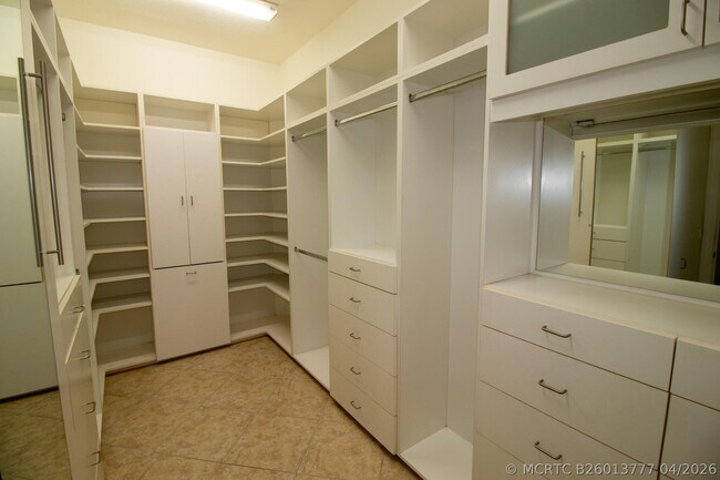 Building Photo - 8253 NW 118th Way