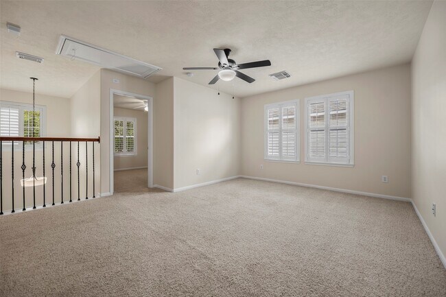 Building Photo - 22110 Field Green Dr