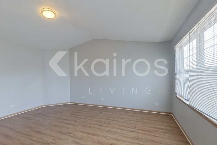 Building Photo - 5206 W Mulberry Ln