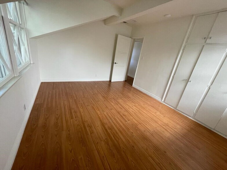 Building Photo - 21122 Avenue San Luis