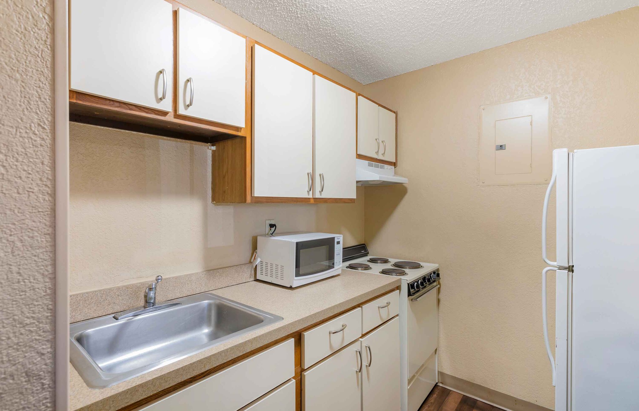 Building Photo - Furnished Studio-Columbia - Gateway Drive