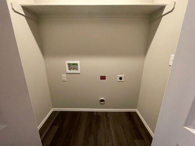 Building Photo - Piedmont Schools